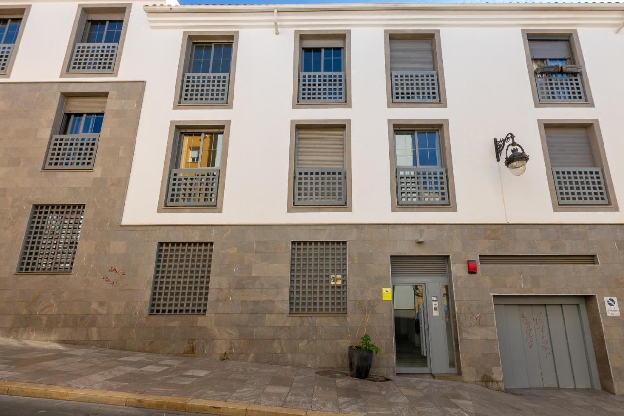 Apartamento Welcome Малага Экстерьер фото