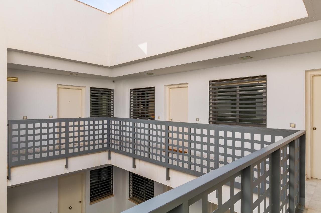 Apartamento Welcome Малага Экстерьер фото